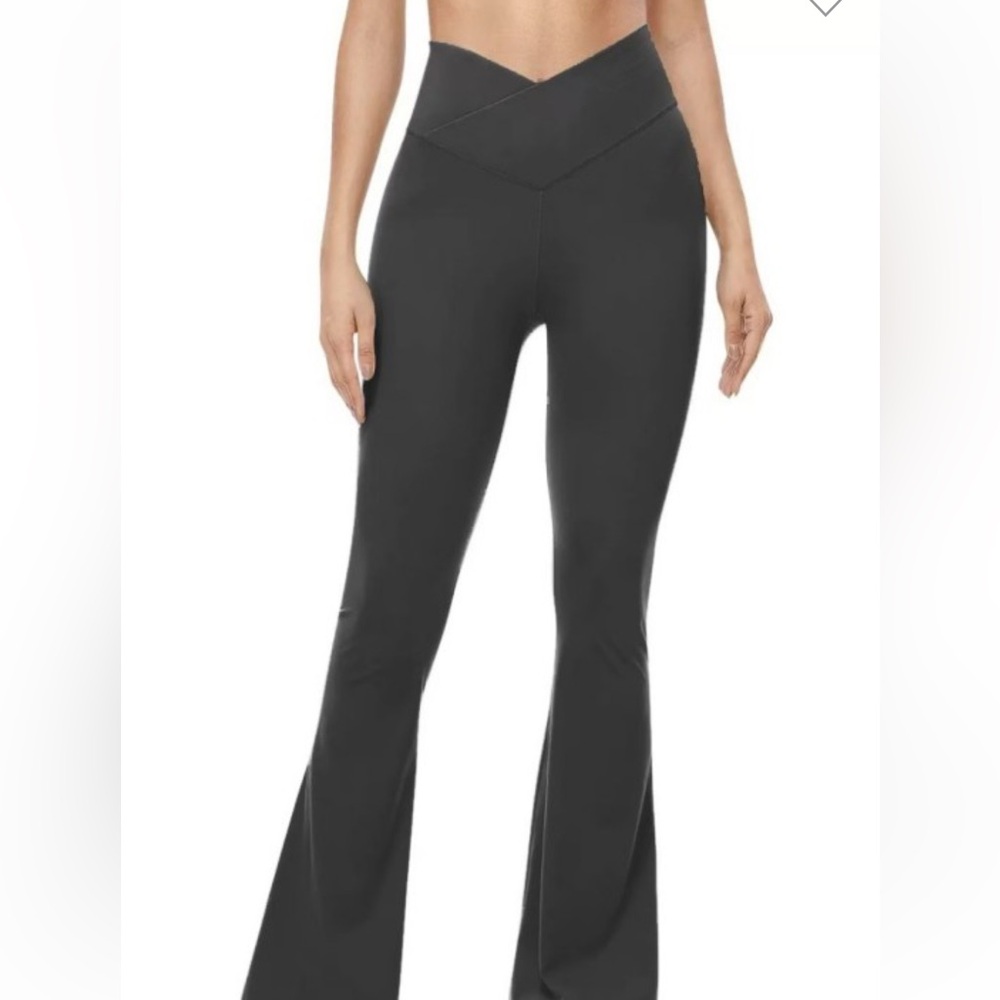 Cross Waist Flare Yoga Leggings | BLACK
